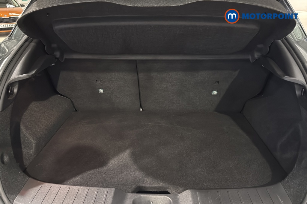 Nissan Juke N-Connecta Automatic Petrol SUV - Stock Number (1642452) - 30th supplementary image
