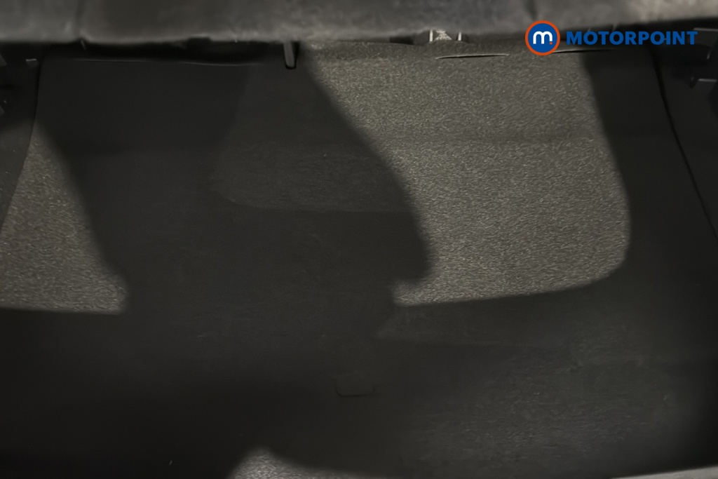 Nissan Juke N-Connecta Automatic Petrol SUV - Stock Number (1642452) - 33rd supplementary image