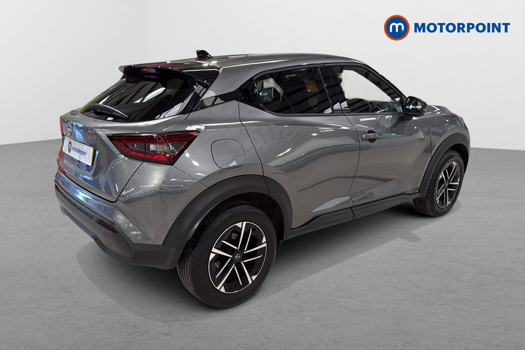 Nissan Juke N-Connecta Automatic Petrol SUV - Stock Number (1642452) - Passenger side rear corner