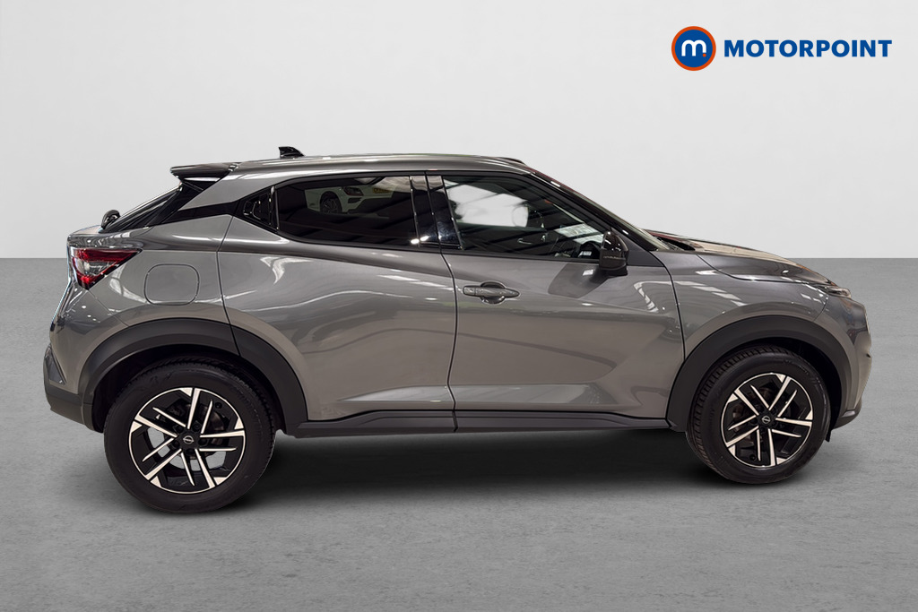 Nissan Juke N-Connecta Automatic Petrol SUV - Stock Number (1642452) - Passenger side