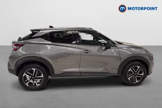 Nissan Juke N-Connecta Automatic Petrol SUV - Stock Number (1642452) - Passenger side