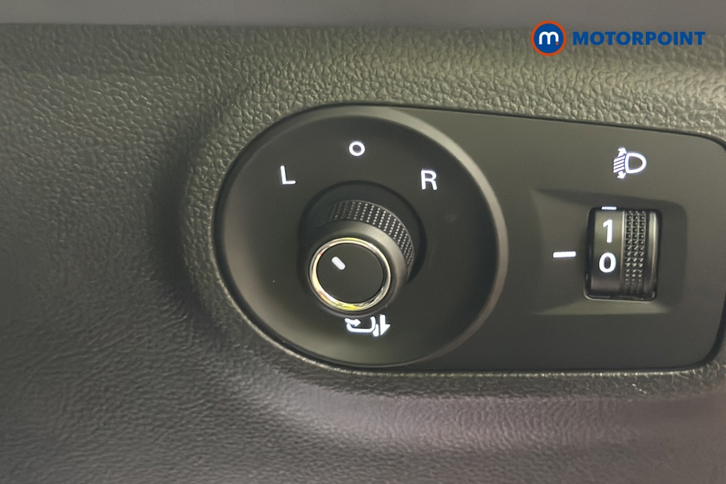 Mg Motor Uk ZS Exclusive Manual Petrol SUV - Stock Number (1647064) - 995th supplementary image