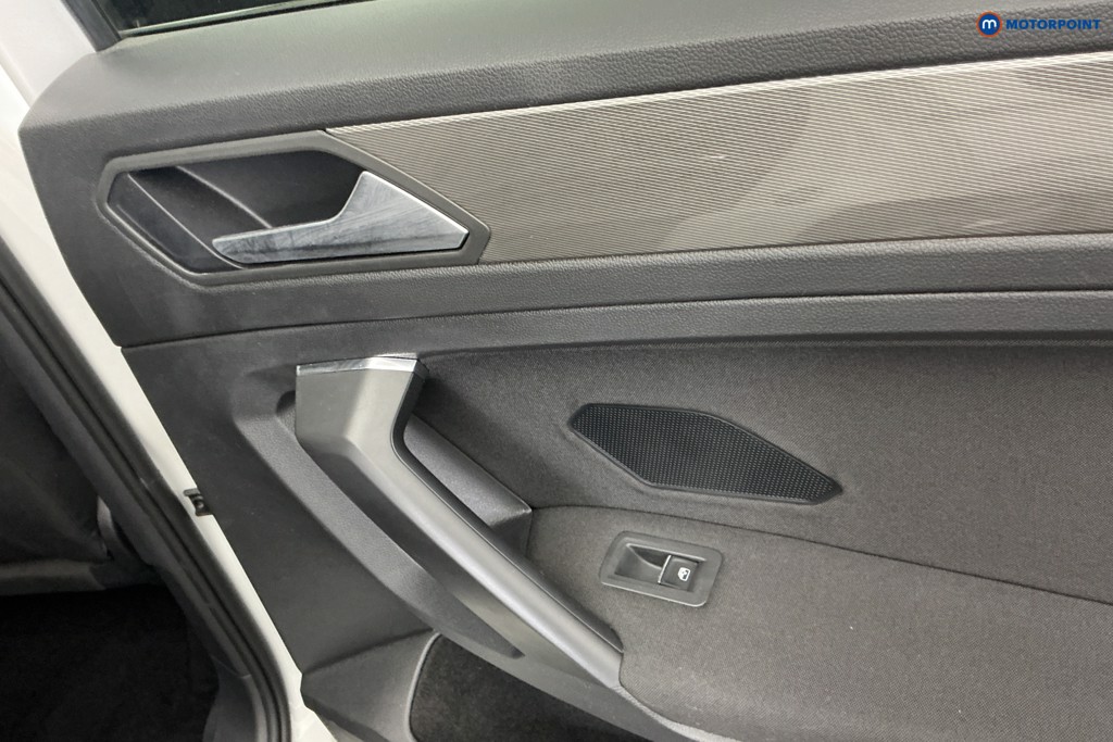Volkswagen Tiguan Allspace Life Manual Petrol SUV - Stock Number (1647400) - 26th supplementary image