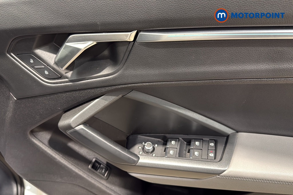 Audi Q3 S Line Automatic Petrol SUV - Stock Number (1654963) - 19th supplementary image