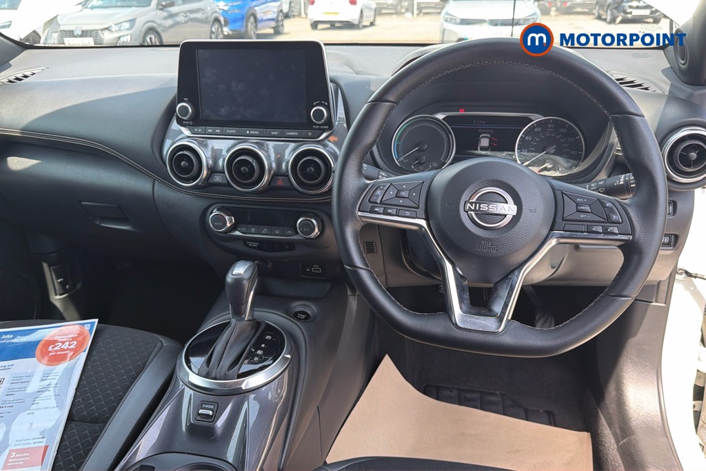 Nissan Juke N-Connecta Automatic Petrol-Electric Hybrid SUV - Stock Number (1611952) - 2nd supplementary image