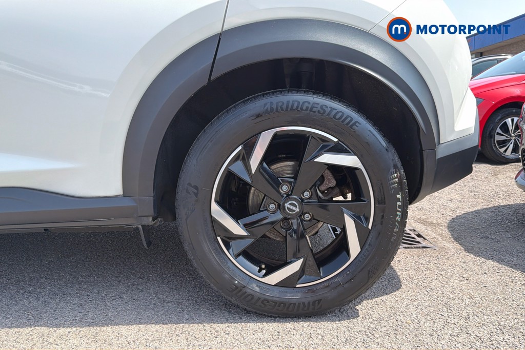 Nissan Juke N-Connecta Automatic Petrol-Electric Hybrid SUV - Stock Number (1611952) - 48th supplementary image