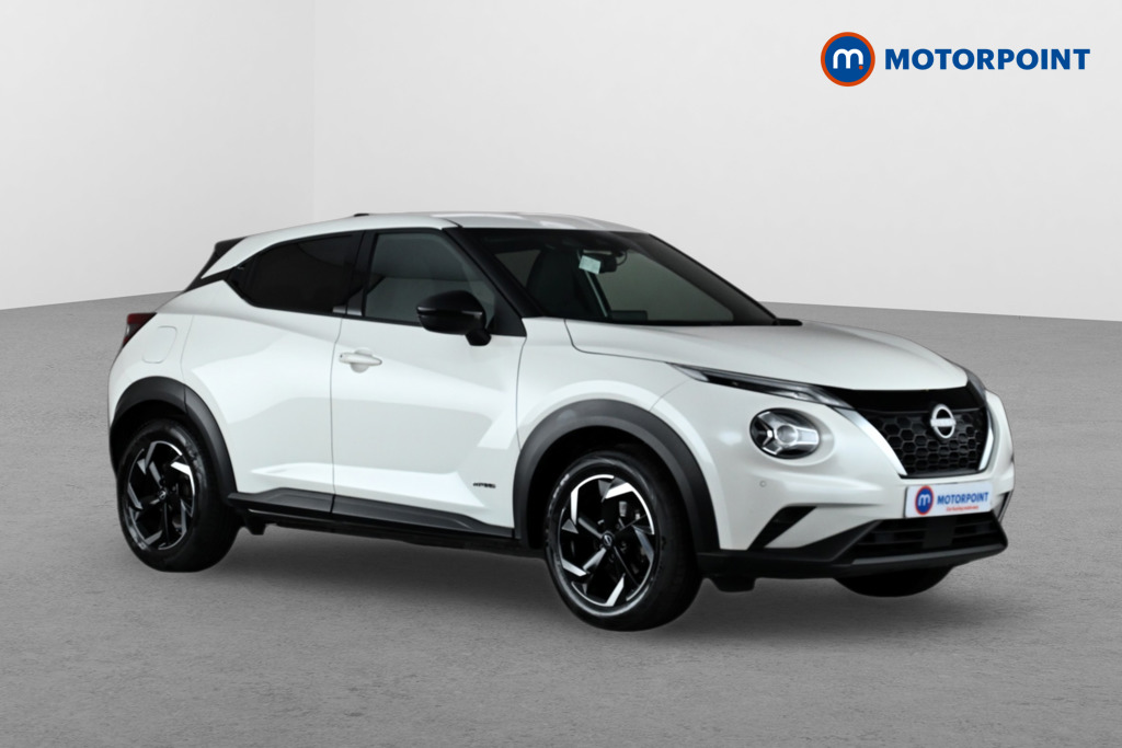 Nissan Juke N-Connecta Automatic Petrol-Electric Hybrid SUV - Stock Number (1611952) - Drivers side front corner