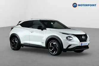 Nissan Juke N-Connecta Automatic Petrol-Electric Hybrid SUV - Stock Number (1611952) - Drivers side front corner
