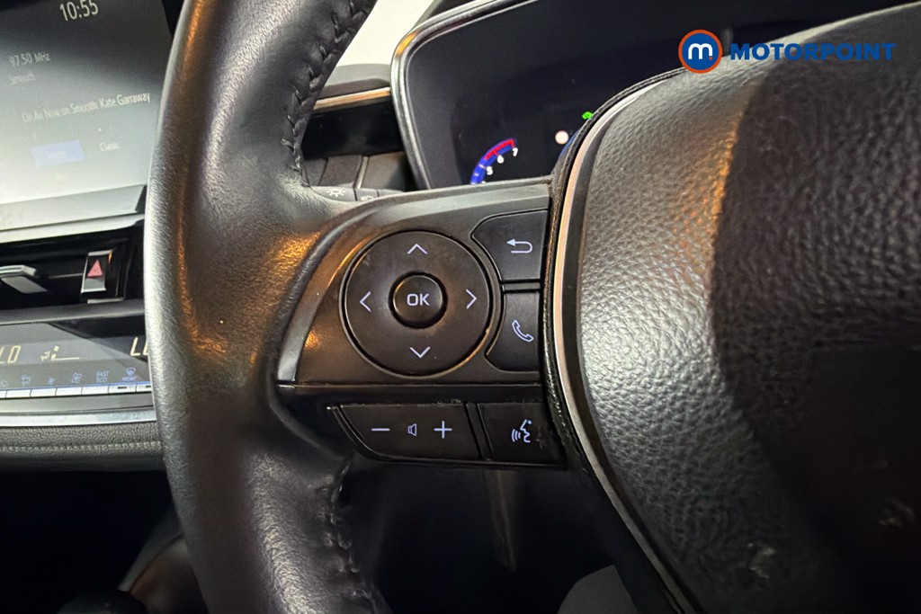 Toyota Corolla Icon Automatic Petrol-Electric Hybrid Hatchback - Stock Number (1624117) - 3rd supplementary image