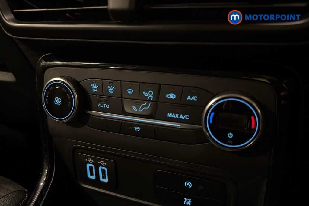 Ford Ecosport Titanium Manual Petrol SUV - Stock Number (1628792) - 12th supplementary image
