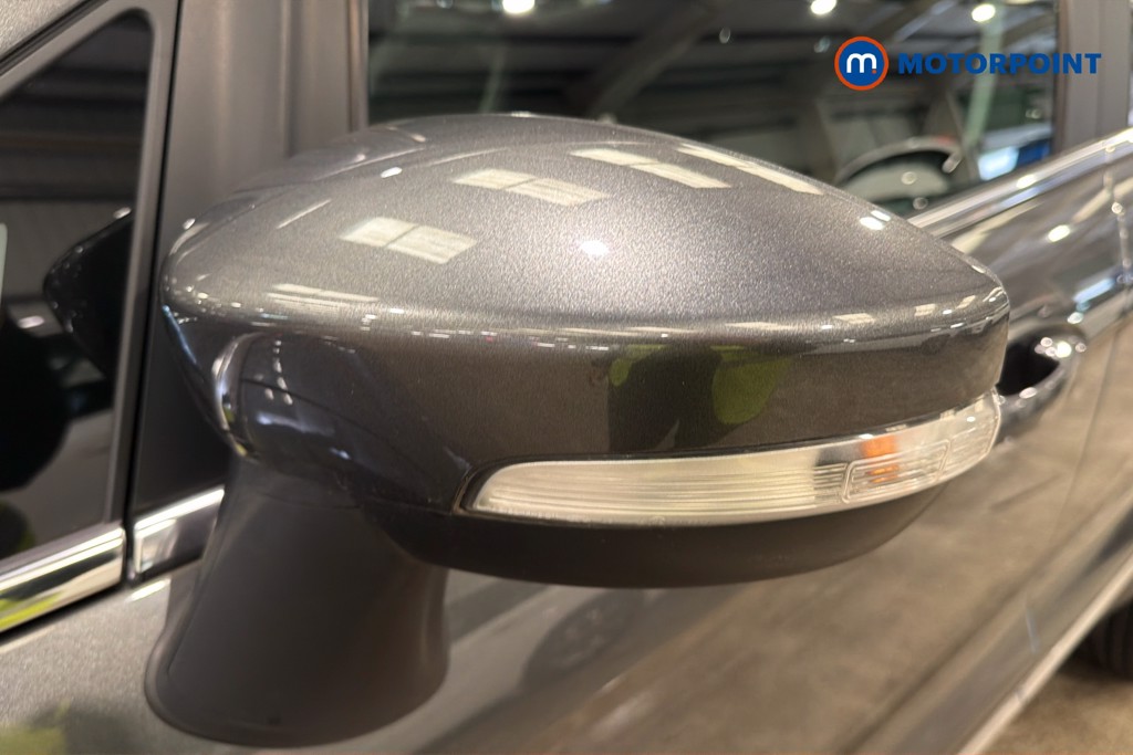 Ford Ecosport Titanium Manual Petrol SUV - Stock Number (1628792) - 43rd supplementary image