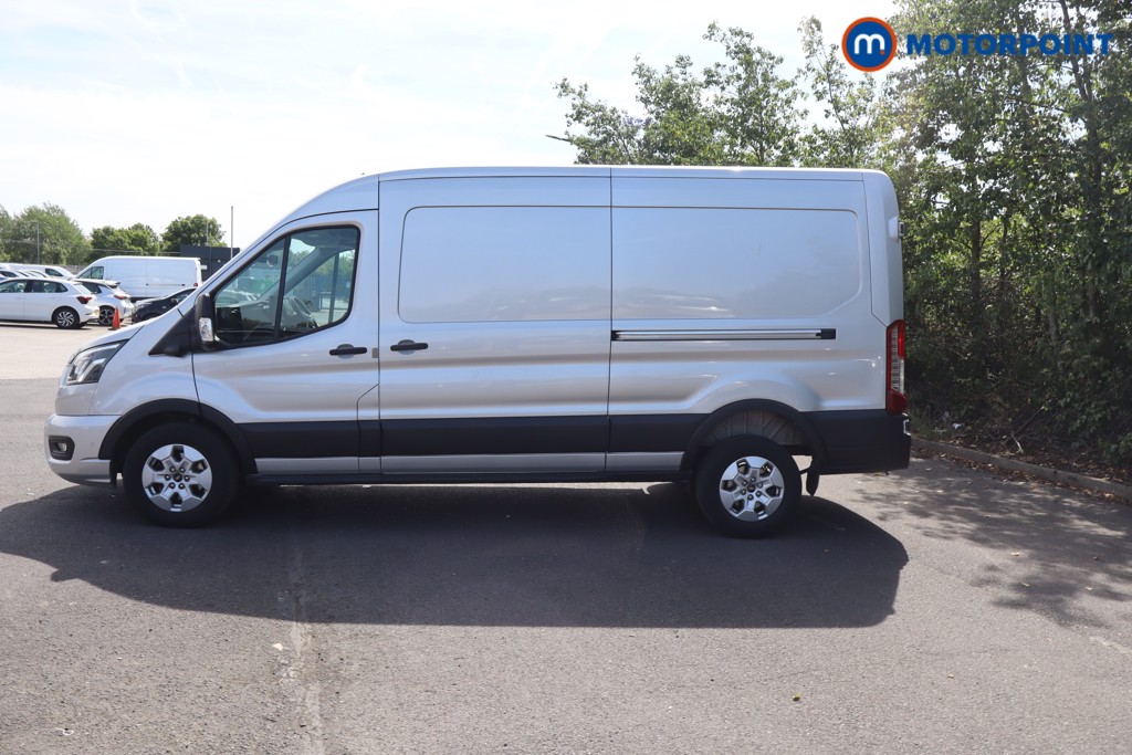 Ford Transit Limited Automatic Diesel Medium Roof Van - Stock Number (1632796) - 2nd supplementary image