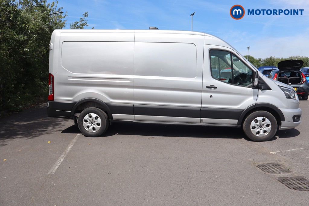 Ford Transit Limited Automatic Diesel Medium Roof Van - Stock Number (1632796) - 11th supplementary image