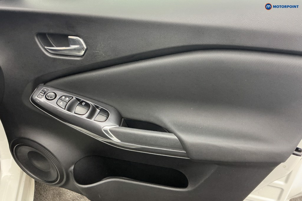 Nissan Juke Acenta Manual Petrol SUV - Stock Number (1635146) - 25th supplementary image