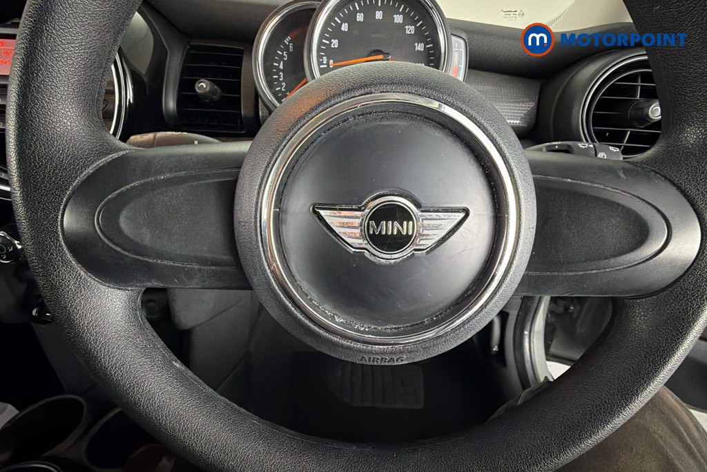 Mini Hatchback Cooper Manual Petrol Hatchback - Stock Number (1638154) - 5th supplementary image