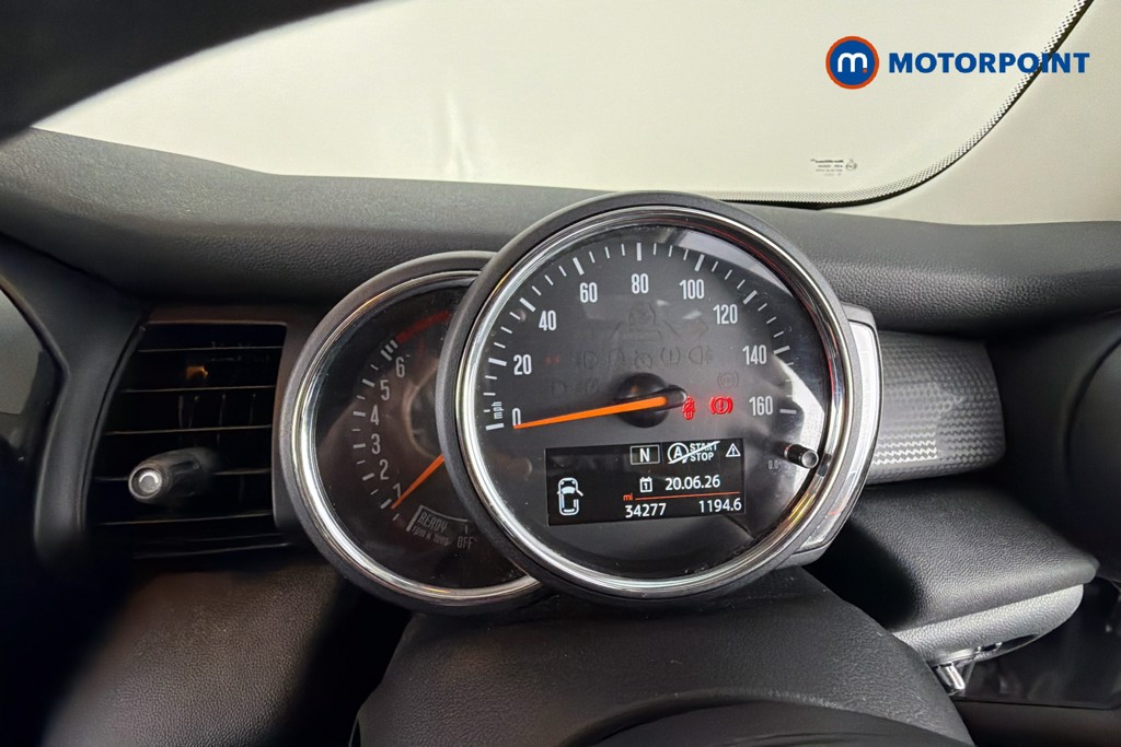 Mini Hatchback Cooper Manual Petrol Hatchback - Stock Number (1638154) - 8th supplementary image