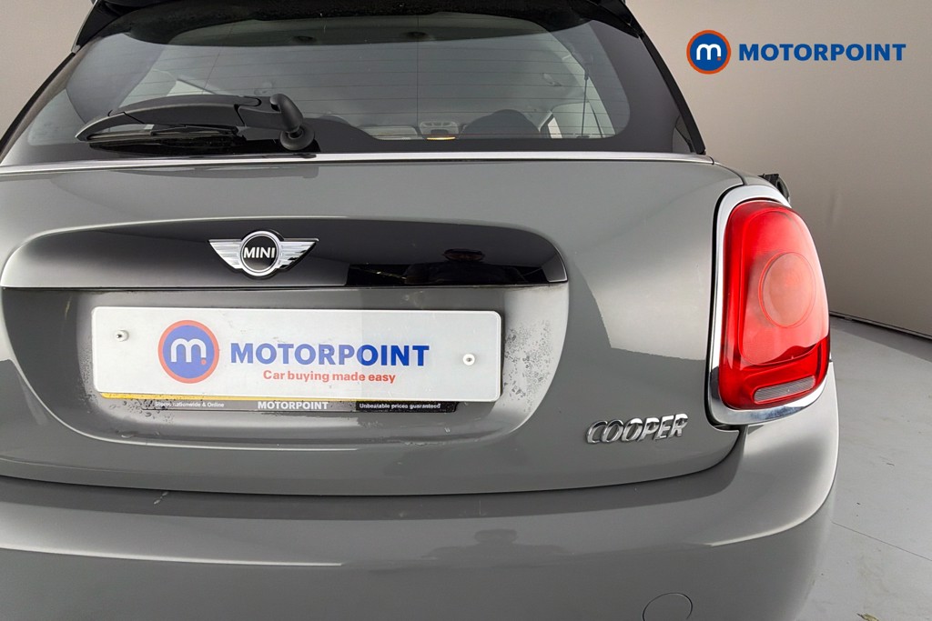 Mini Hatchback Cooper Manual Petrol Hatchback - Stock Number (1638154) - 37th supplementary image