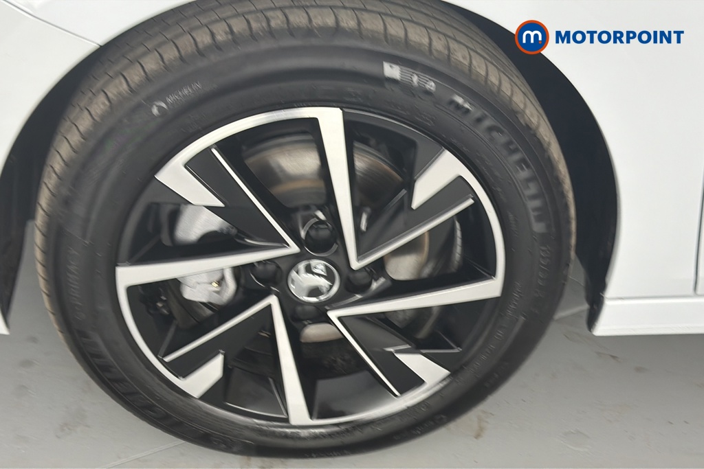 Vauxhall Corsa YES Manual Petrol Hatchback - Stock Number (1639883) - 44th supplementary image