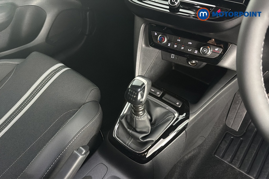 Vauxhall Corsa YES Manual Petrol Hatchback - Stock Number (1639888) - 15th supplementary image