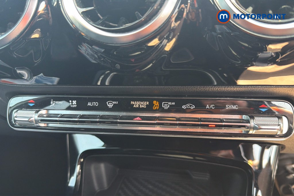 Mercedes-Benz A Class Amg Line Manual Petrol Hatchback - Stock Number (1640801) - 12th supplementary image
