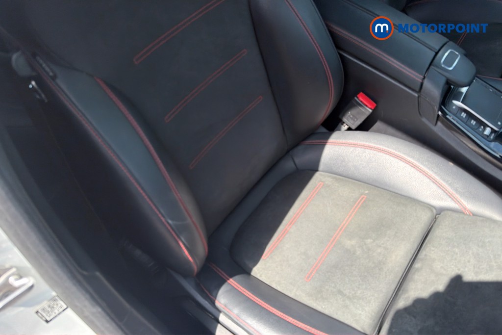 Mercedes-Benz A Class Amg Line Manual Petrol Hatchback - Stock Number (1640801) - 22nd supplementary image