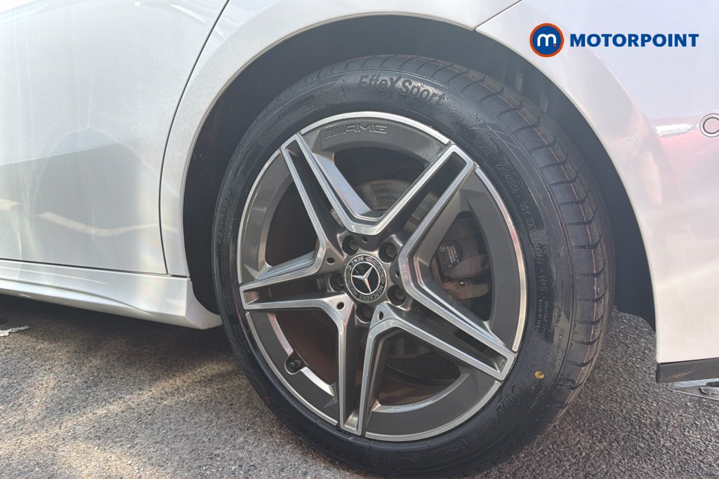 Mercedes-Benz A Class Amg Line Manual Petrol Hatchback - Stock Number (1640801) - 48th supplementary image