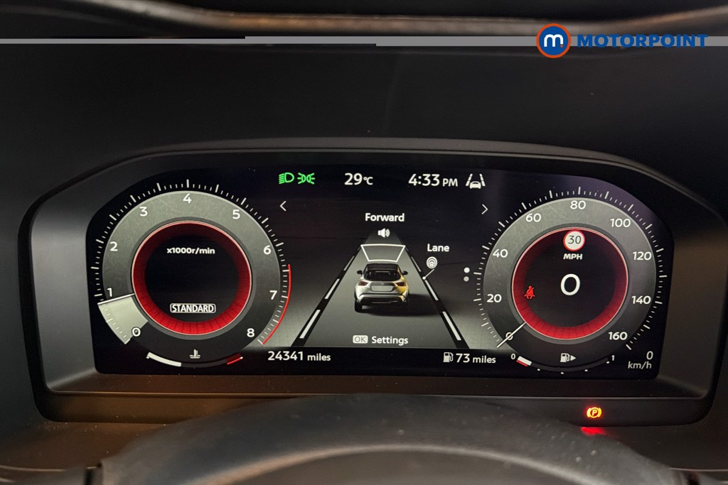 Nissan Juke N-Connecta Manual Petrol SUV - Stock Number (1642473) - 8th supplementary image