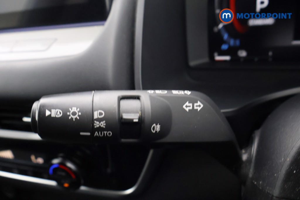 Nissan Qashqai N-Connecta Automatic Petrol-Electric Hybrid SUV - Stock Number (1644523) - 4th supplementary image