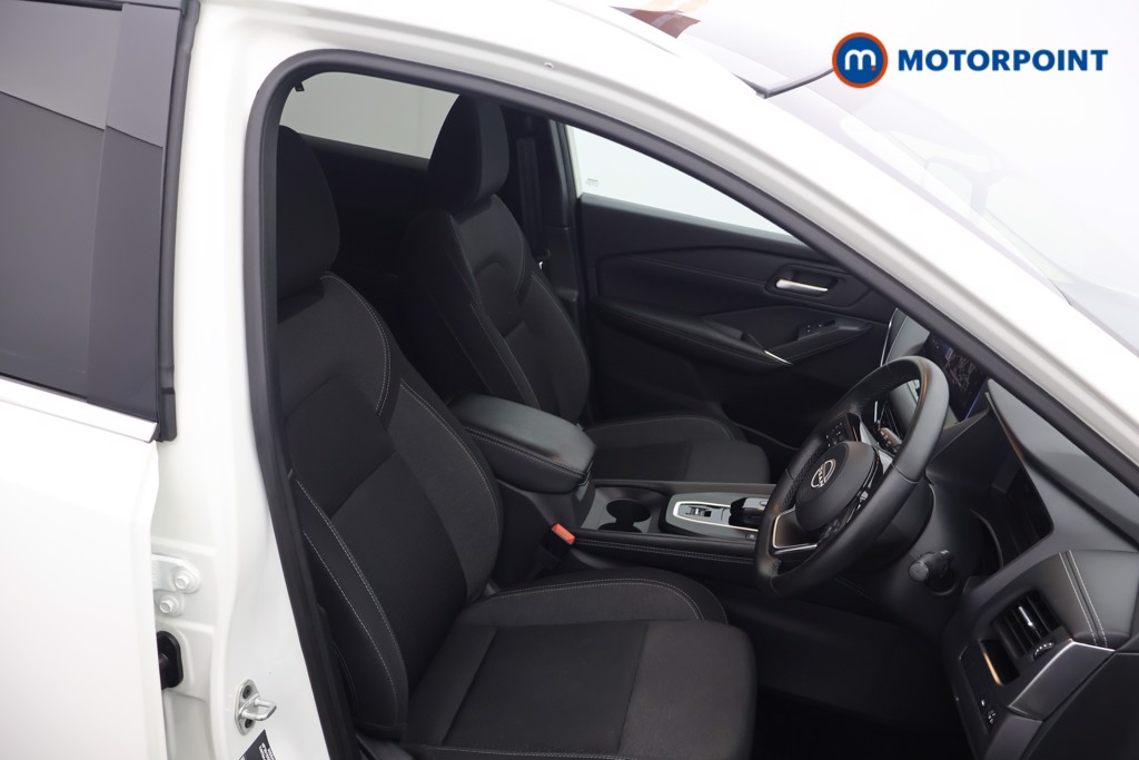 Nissan Qashqai N-Connecta Automatic Petrol-Electric Hybrid SUV - Stock Number (1644523) - 13th supplementary image