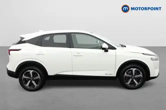 Nissan Qashqai N-Connecta Automatic Petrol-Electric Hybrid SUV - Stock Number (1644523) - Drivers side