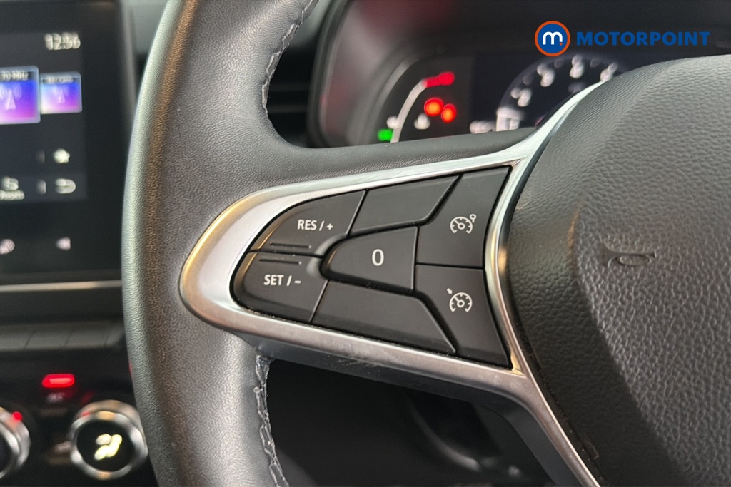 Renault Clio Evolution Manual Petrol Hatchback - Stock Number (1644540) - 4th supplementary image