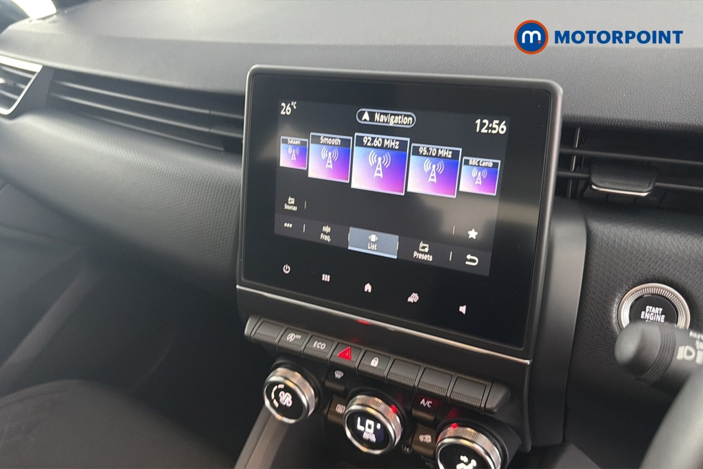 Renault Clio Evolution Manual Petrol Hatchback - Stock Number (1644540) - 8th supplementary image