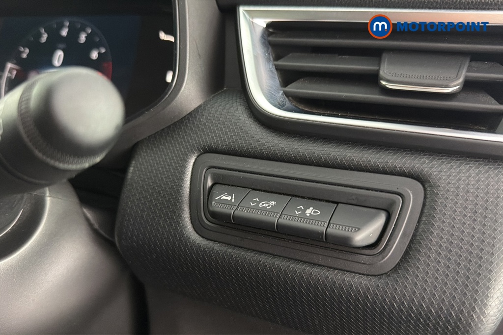 Renault Clio Evolution Manual Petrol Hatchback - Stock Number (1644540) - 11th supplementary image