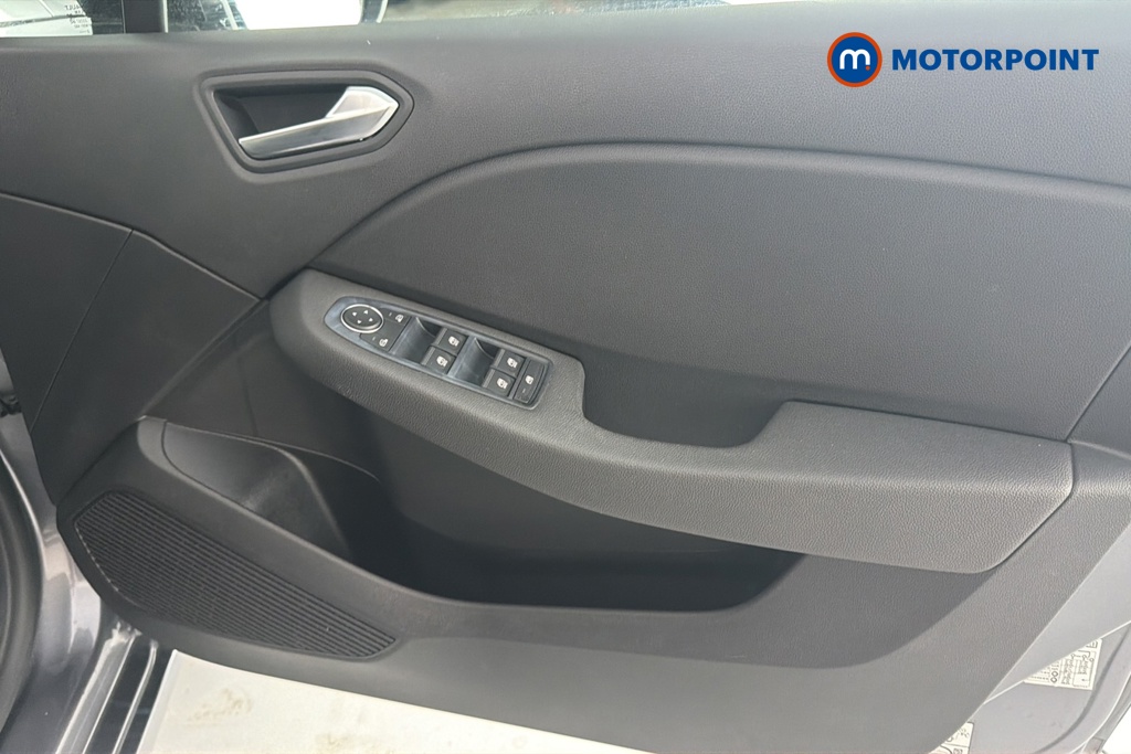 Renault Clio Evolution Manual Petrol Hatchback - Stock Number (1644540) - 18th supplementary image