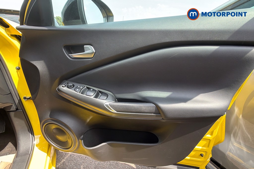 Nissan Juke Acenta Premium Automatic Petrol SUV - Stock Number (1644681) - 19th supplementary image