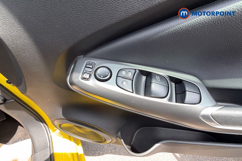 Nissan Juke Acenta Premium Automatic Petrol SUV - Stock Number (1644681) - 20th supplementary image