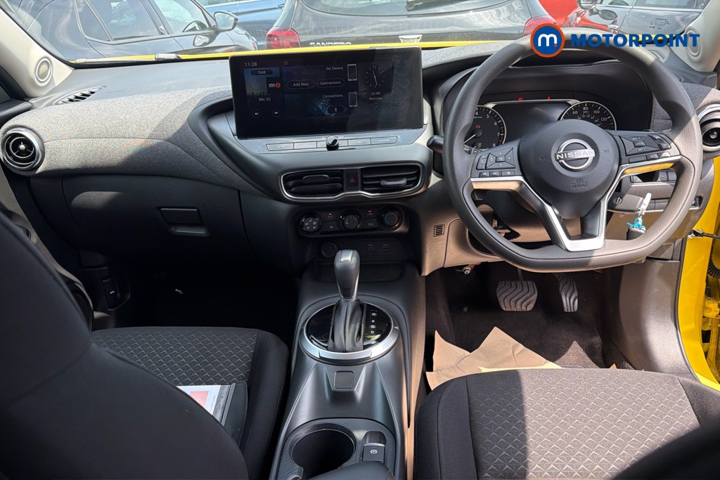 Nissan Juke Acenta Premium Automatic Petrol SUV - Stock Number (1644681) - 1st supplementary image
