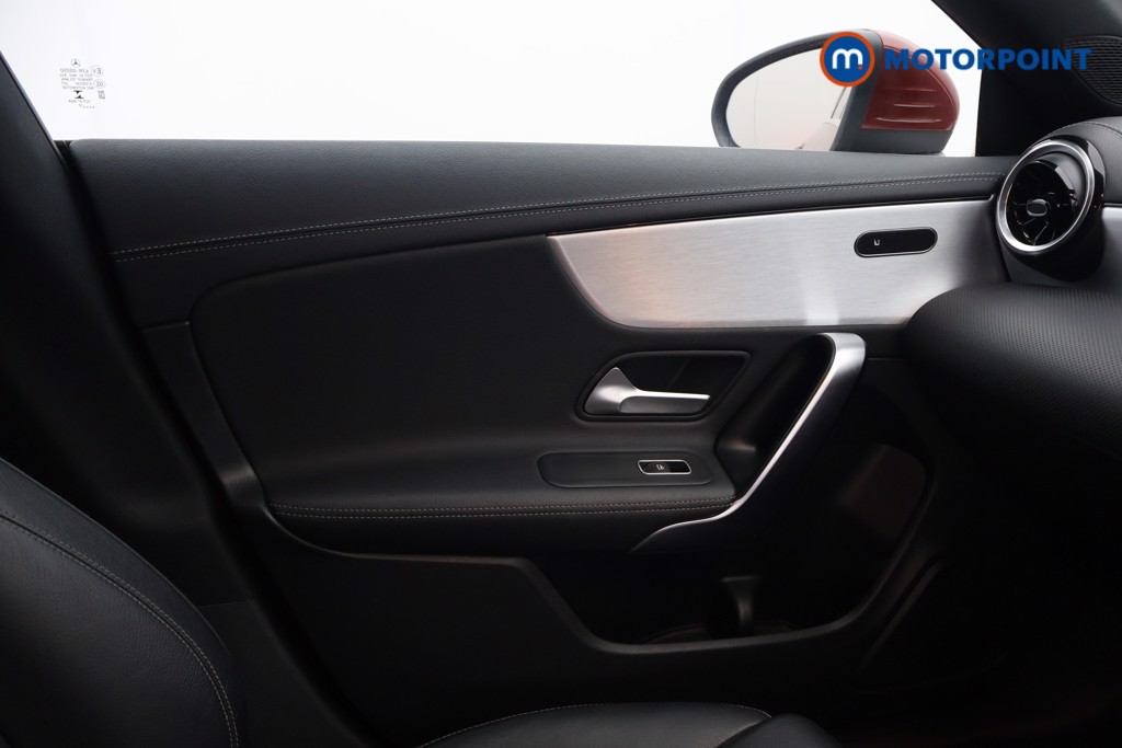 Mercedes-Benz CLA Amg Line Automatic Petrol Estate - Stock Number (1644782) - 11th supplementary image