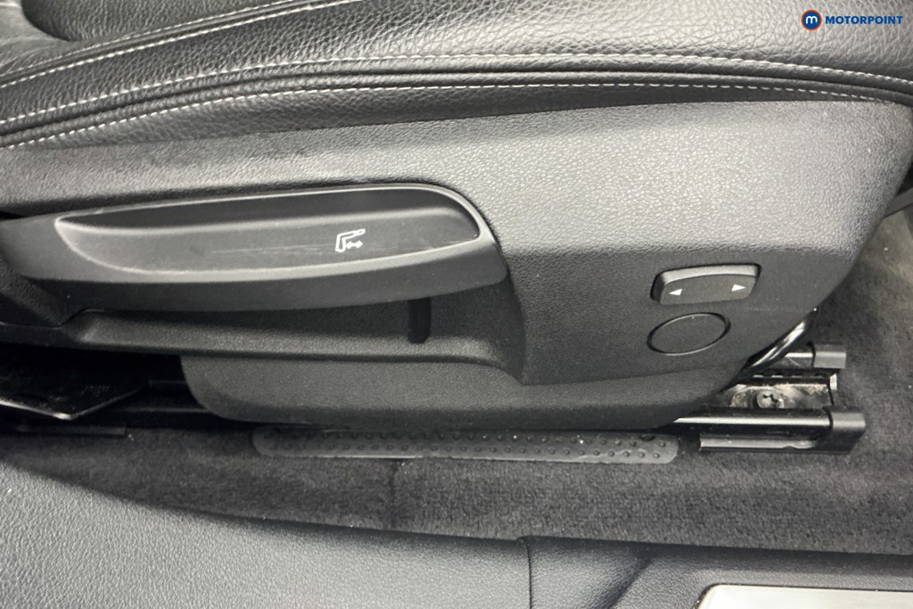 BMW 1 Series M Sport Automatic Diesel Hatchback - Stock Number (1646368) - 22nd supplementary image