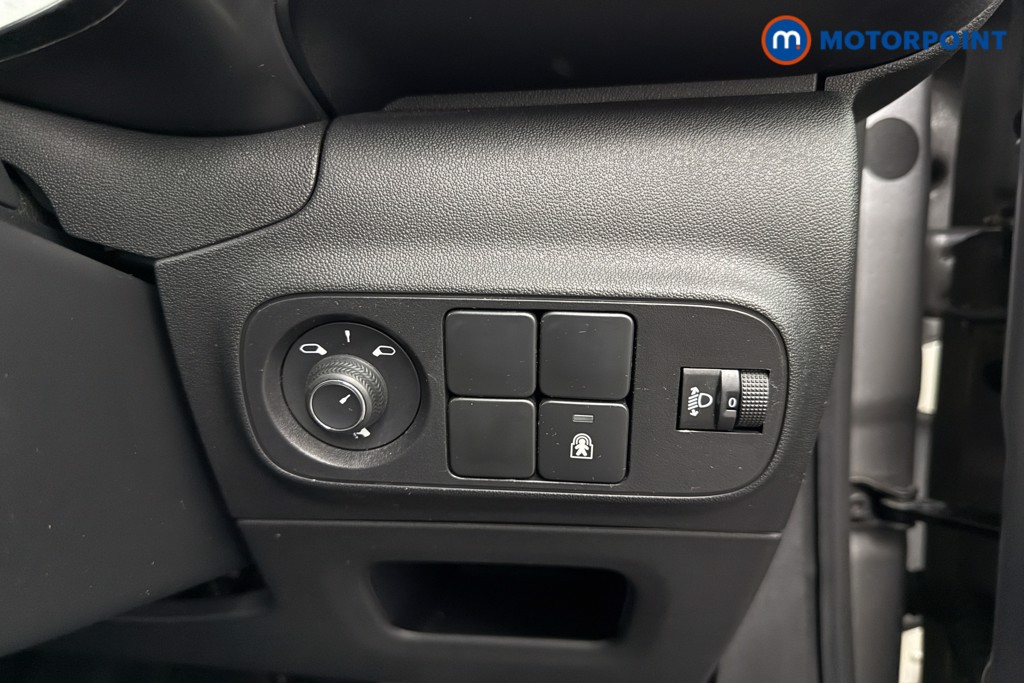 Citroen C3 Plus Manual Petrol Hatchback - Stock Number (1647670) - 5th supplementary image