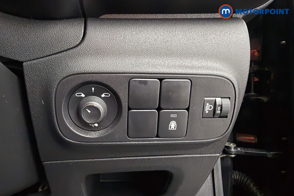 Citroen C3 Plus Manual Petrol Hatchback - Stock Number (1647943) - 5th supplementary image