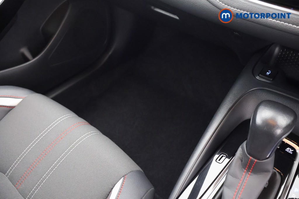 Toyota Corolla Gr Sport Automatic Petrol-Electric Hybrid Hatchback - Stock Number (1647950) - 12th supplementary image