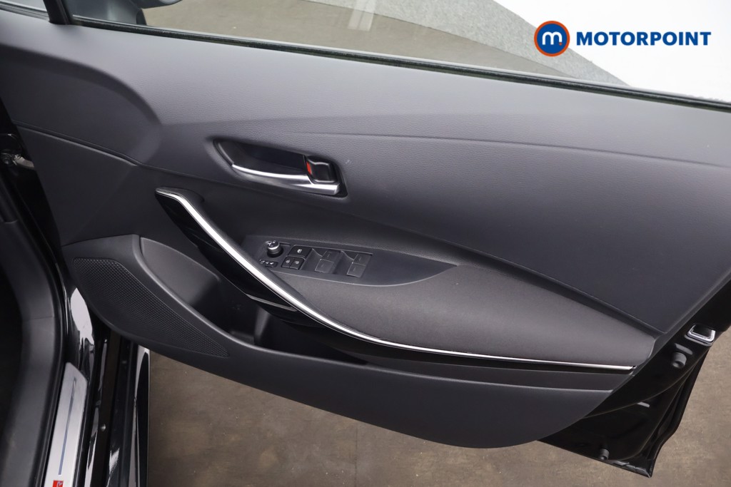 Toyota Corolla Gr Sport Automatic Petrol-Electric Hybrid Hatchback - Stock Number (1647950) - 14th supplementary image