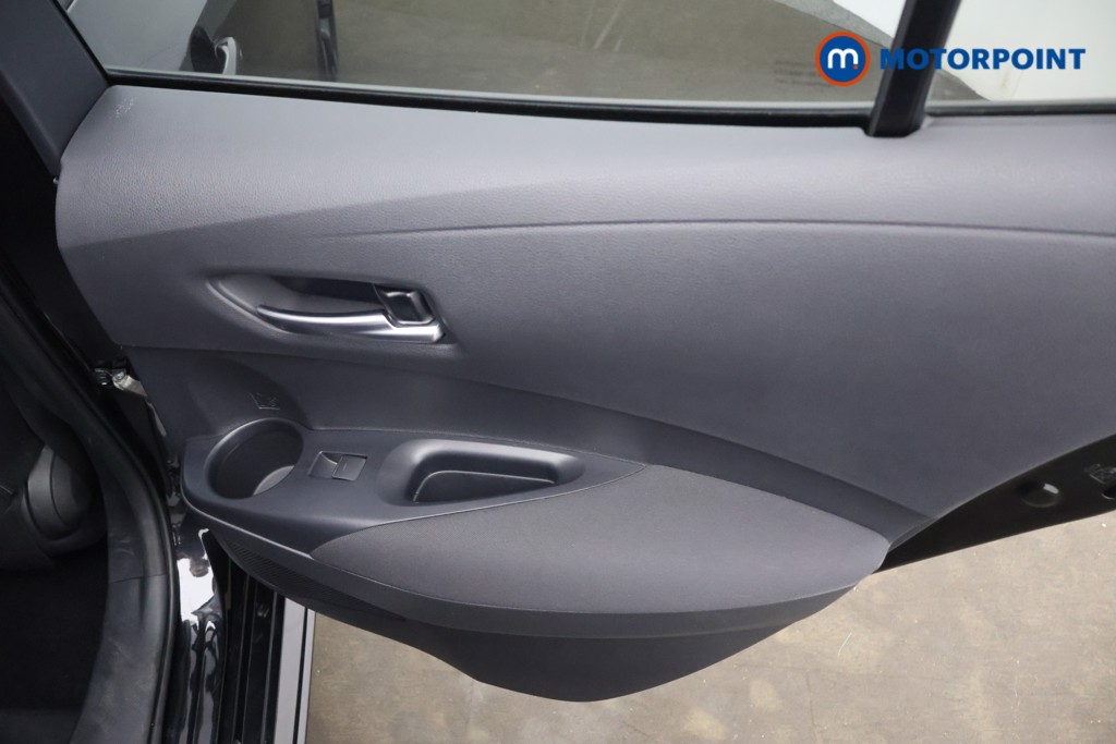 Toyota Corolla Gr Sport Automatic Petrol-Electric Hybrid Hatchback - Stock Number (1647950) - 17th supplementary image