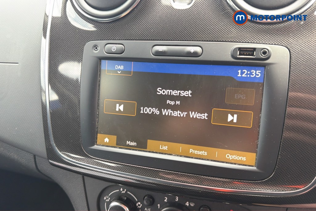 Dacia Sandero Comfort Manual Petrol Hatchback - Stock Number (1648514) - 9th supplementary image