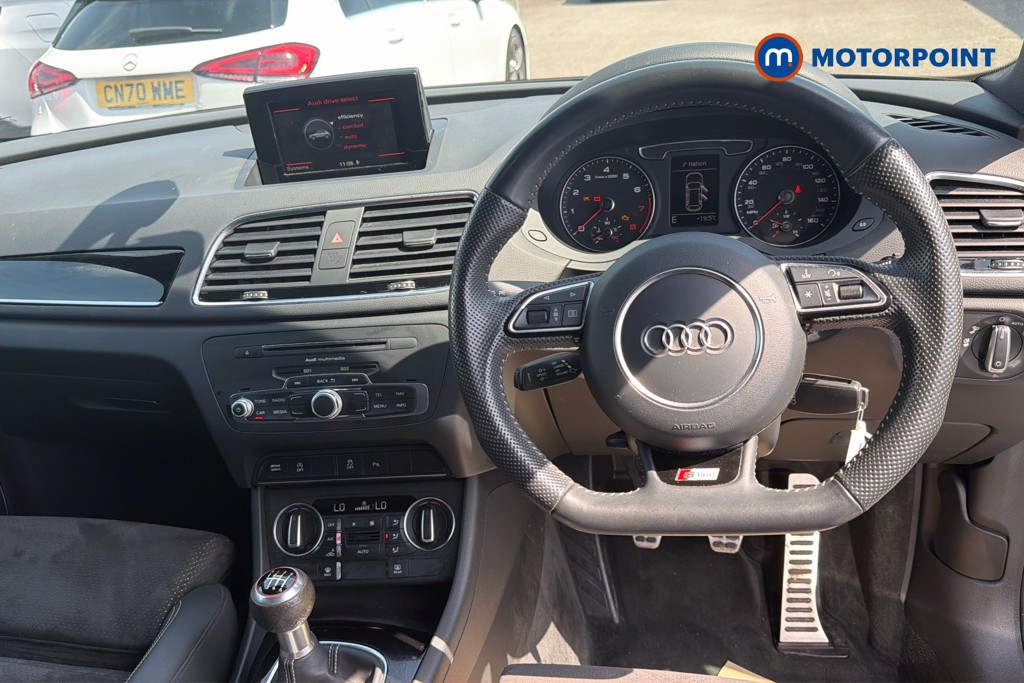 Audi Q3 Black Edition Manual Petrol SUV - Stock Number (1649133) - 2nd supplementary image