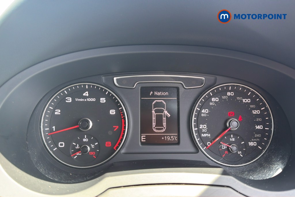 Audi Q3 Black Edition Manual Petrol SUV - Stock Number (1649133) - 8th supplementary image