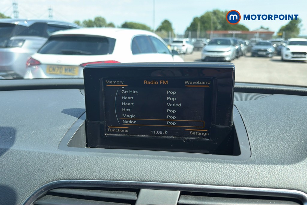 Audi Q3 Black Edition Manual Petrol SUV - Stock Number (1649133) - 9th supplementary image