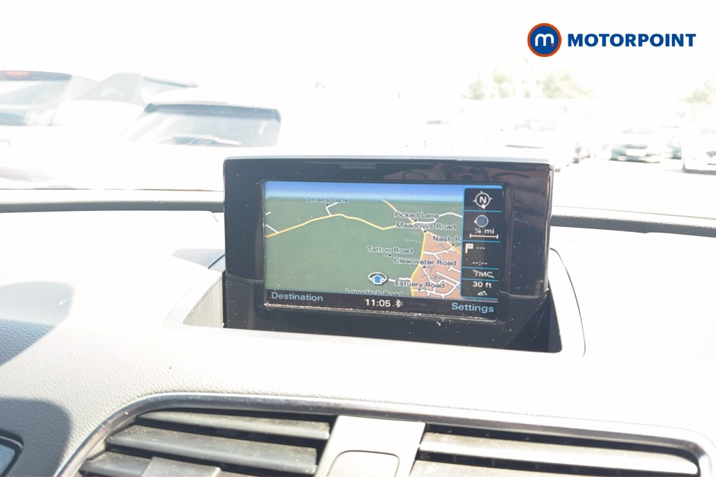 Audi Q3 Black Edition Manual Petrol SUV - Stock Number (1649133) - 10th supplementary image