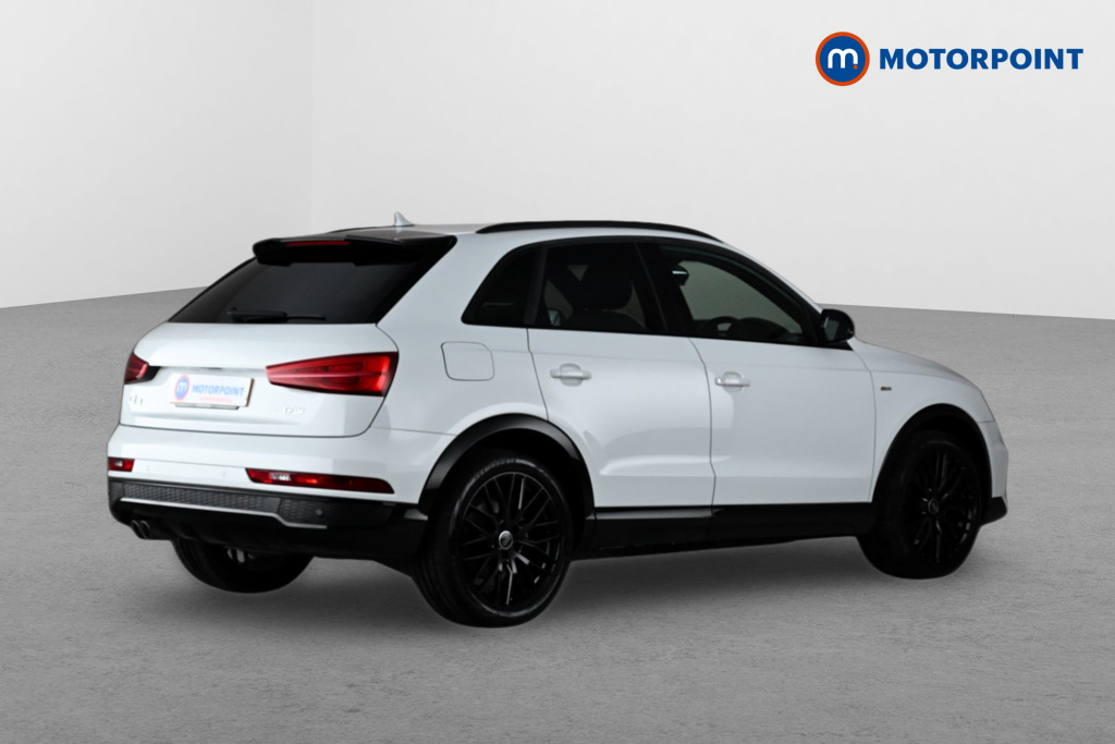 Audi Q3 Black Edition Manual Petrol SUV - Stock Number (1649133) - Drivers side rear corner
